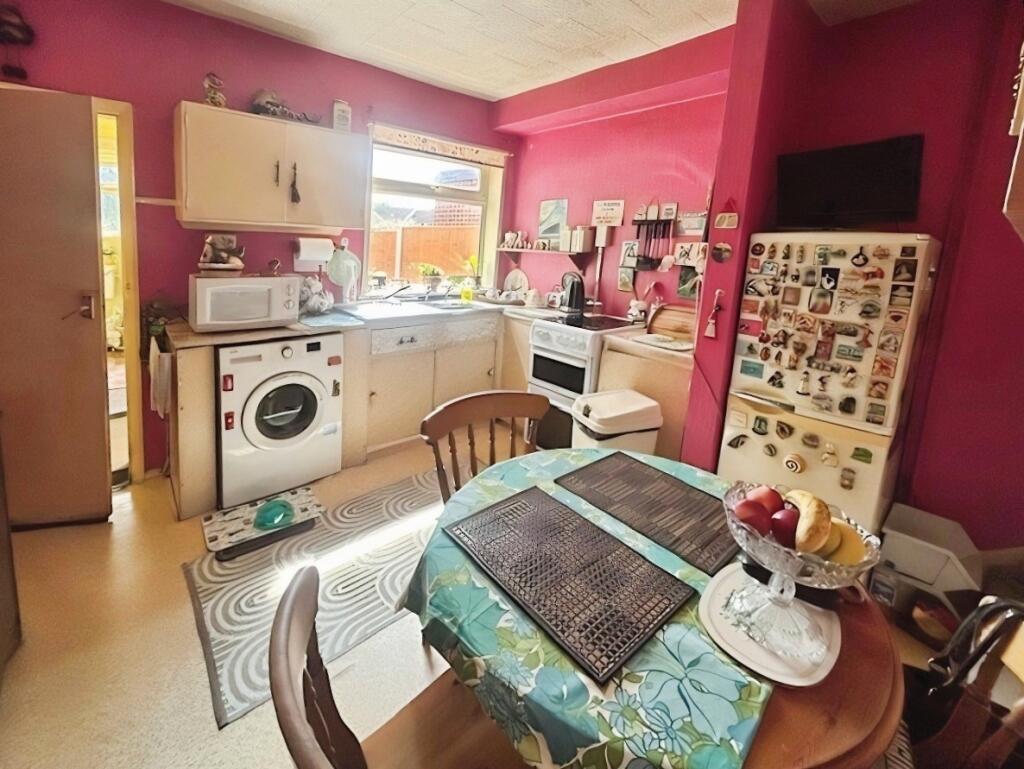 House in Nottingham, Nottinghamshire - View 3