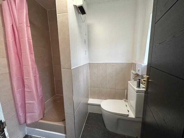 Apartment in Colchester, New Town - View 4