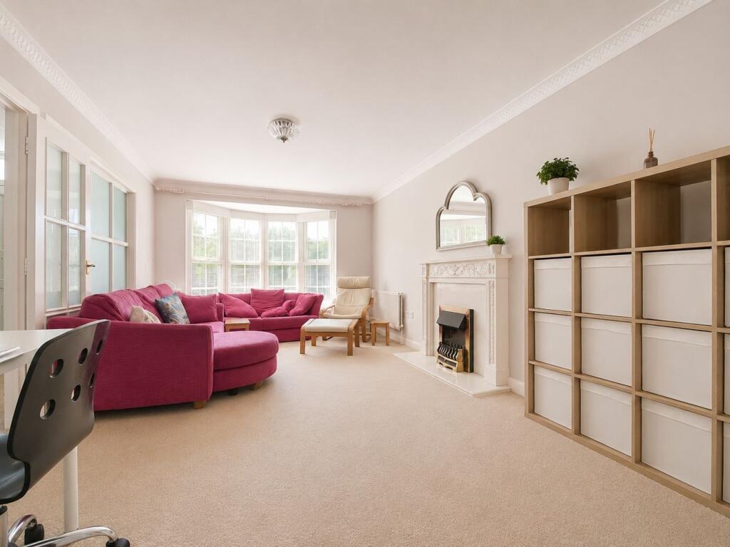 Wedgwood Drive, Whitecliff, BH14 - View 5