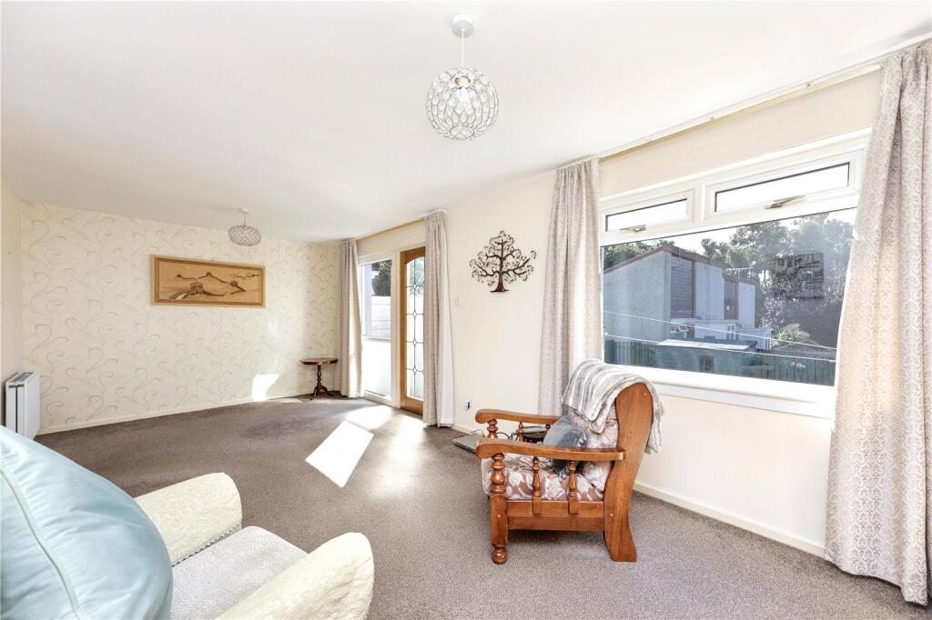 House in Glenrothes, Stenton - View 4