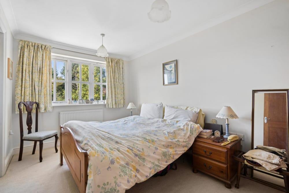 House in Slough, Chalfont St Peter - View 5