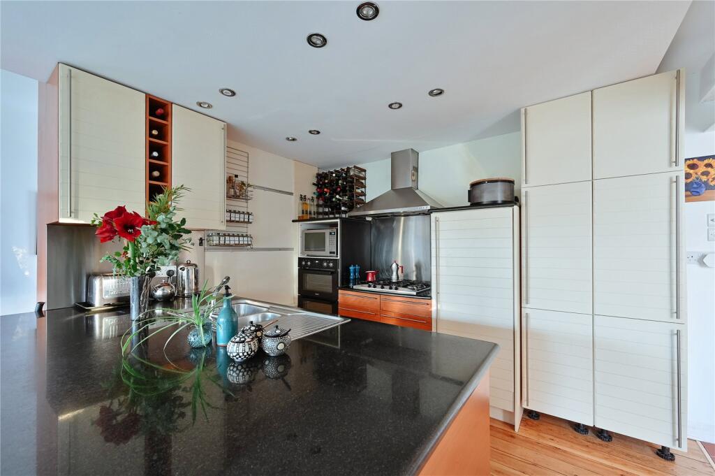 Additional image 20 of Oakwood Drive, St. Albans, Hertfordshire