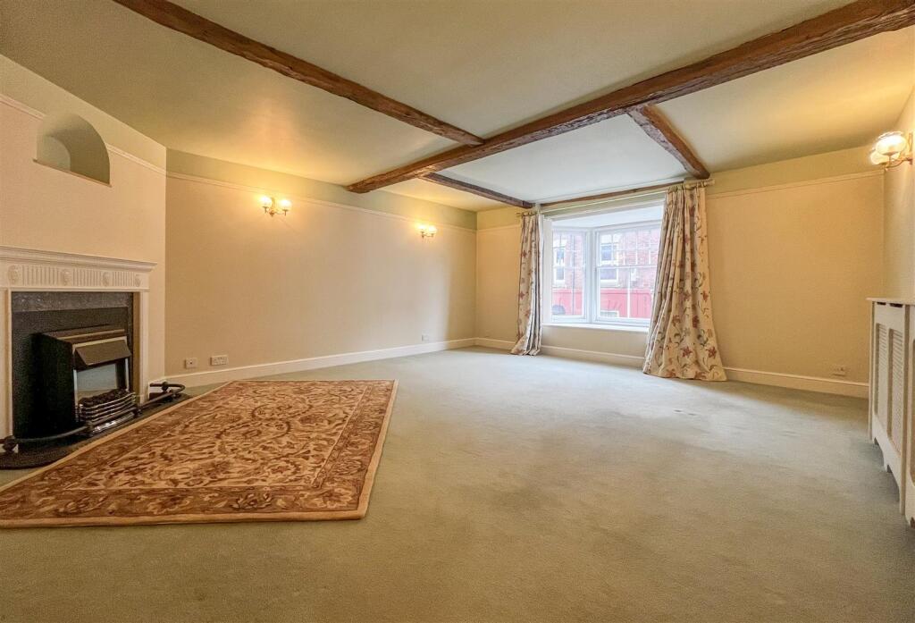 House in Salisbury - More