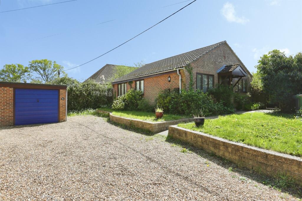 Main image of property: Wildern Lane, Hedge End, Southampton
