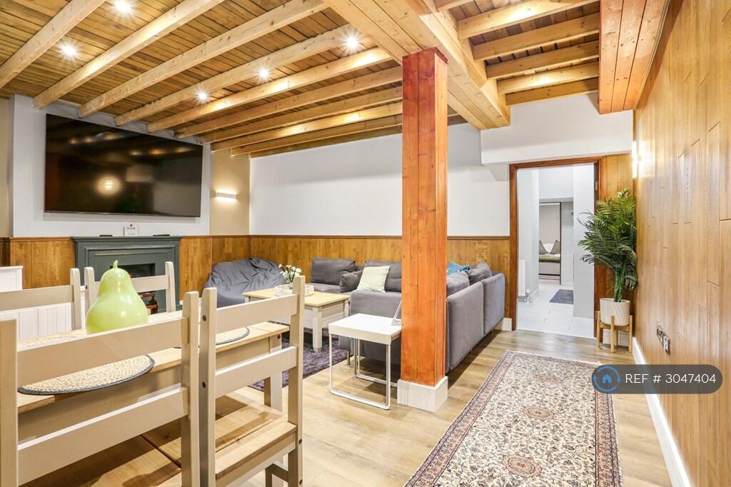 Apartment in London, Paddington - View 5