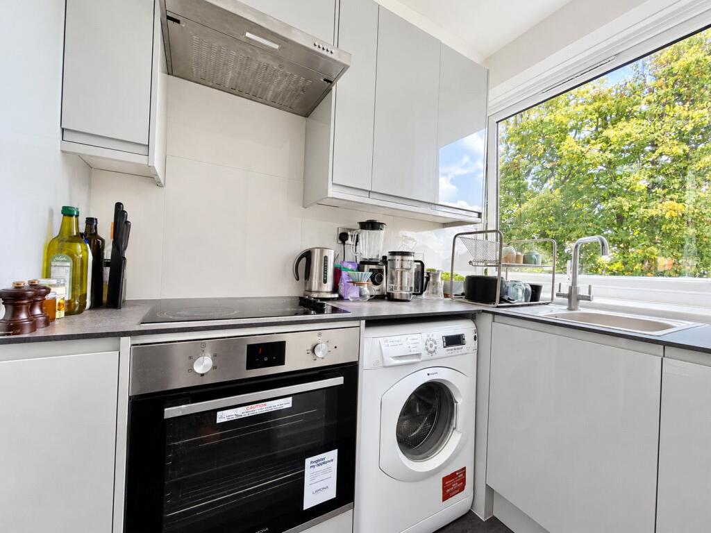 Apartment in London, Royal Borough of Greenwich - View 4