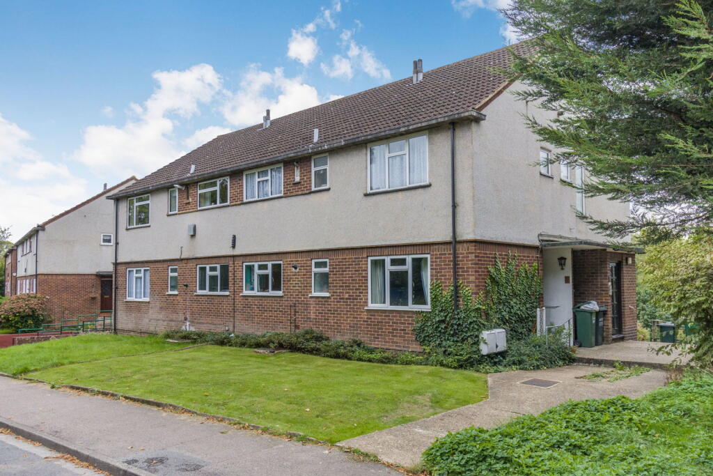 Main image of property: Colne Mead, Mill End, Rickmansworth, WD3