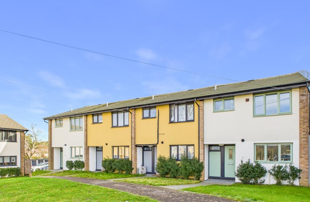 Main image of property: Garth Close, Bordon, Hampshire, GU35