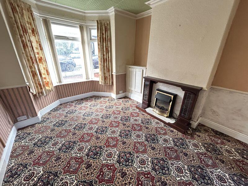 Queens Road, Llandudno Junction photo 2