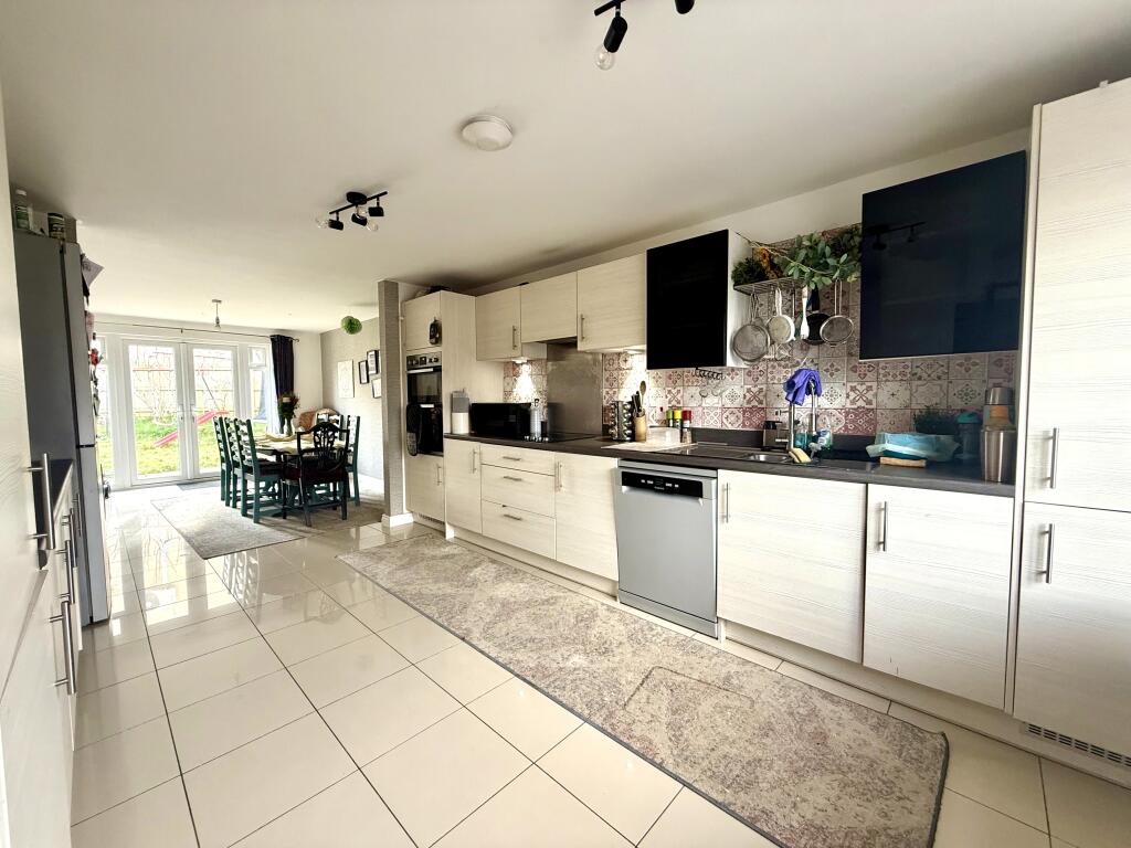 House in Exeter - View 5