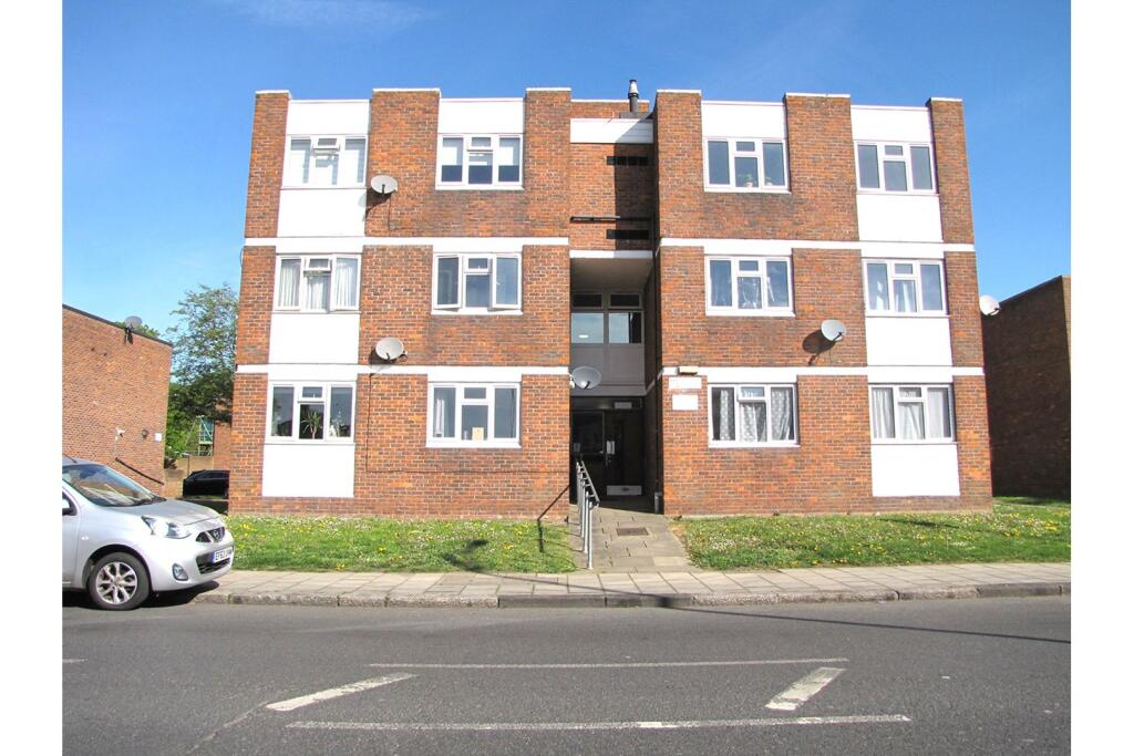 Main image of property: Kielder Close, Ilford, IG6