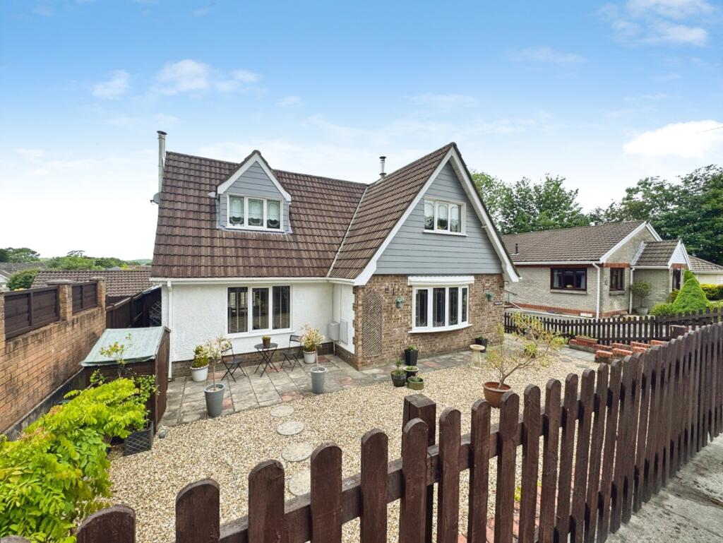 Main image of property: Troedyrhiw, Upper Mill, Pontarddulais, Swansea, West Glamorgan, SA4 8NQ