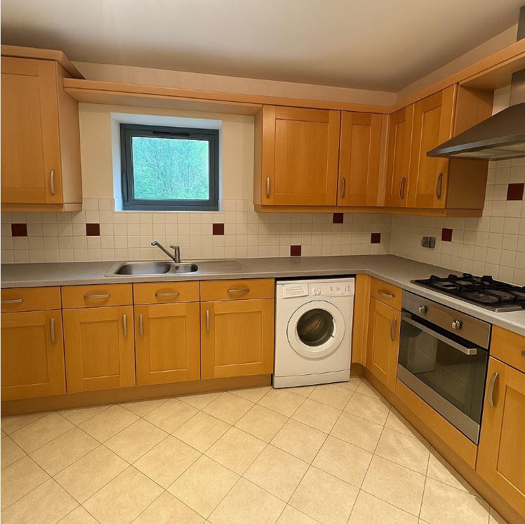 Apartment in Birmingham, Bournbrook - View 3