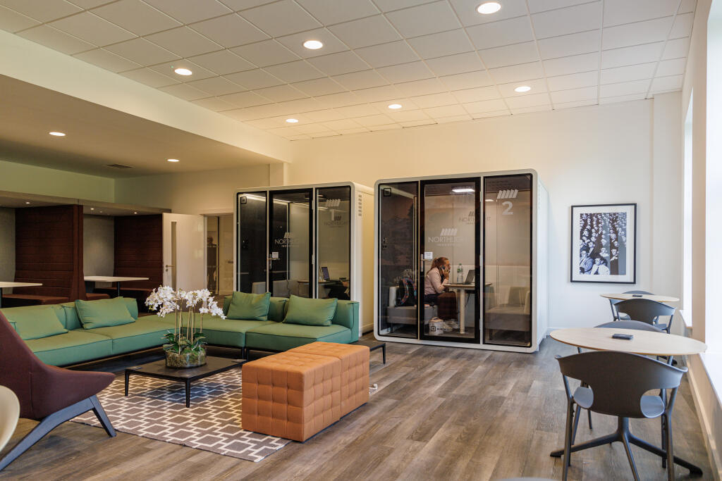 Office to Let Brierfield