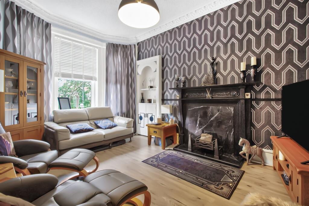 Apartment in Glasgow - View 5