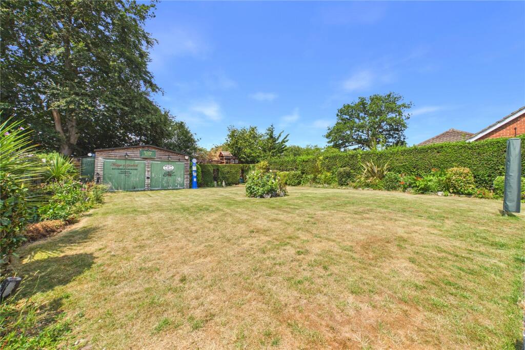 Newtown, Tadley, Hampshire, RG26 photo 4