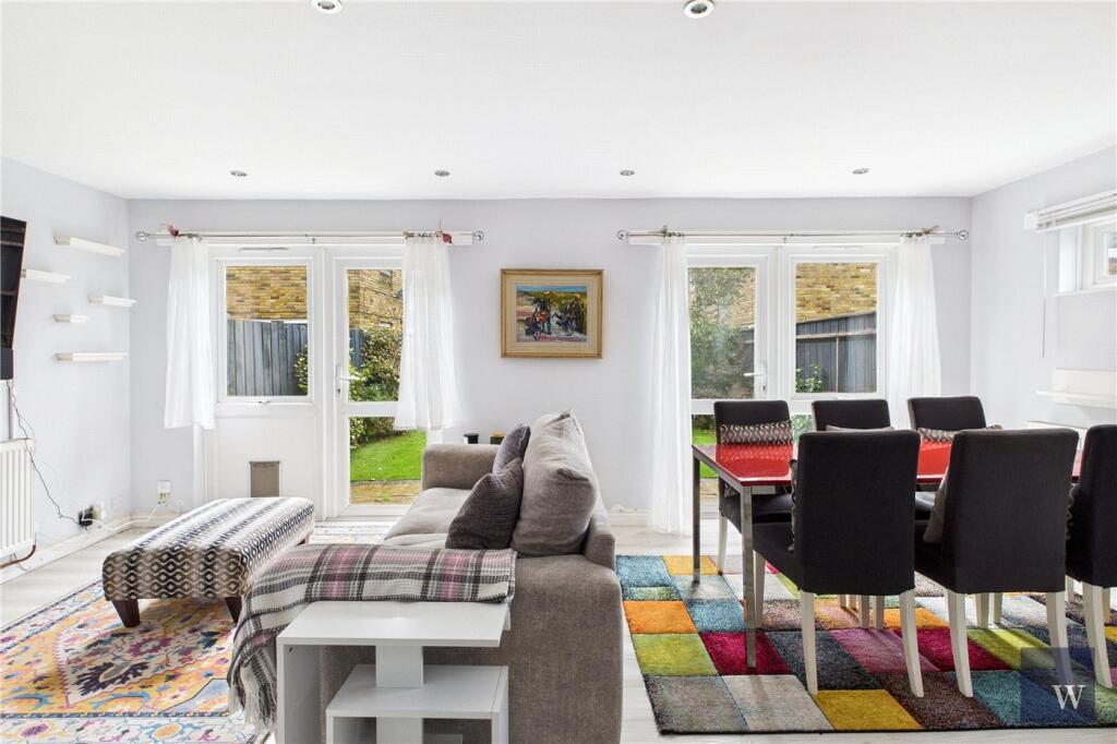 Main image of property: Lairdale Close, London, SE21