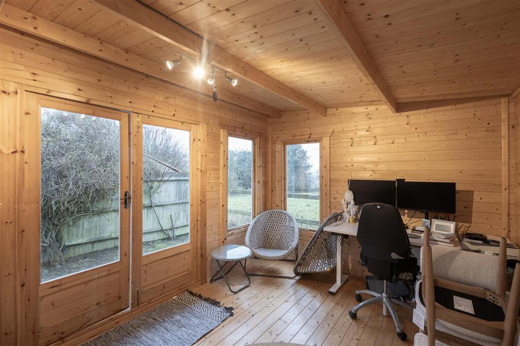 Additional image 10 of Bower Heath Lane, Harpenden