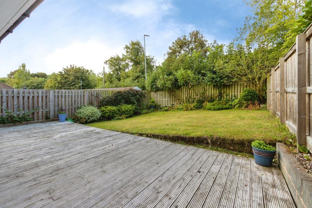 House in Wakefield - View 4