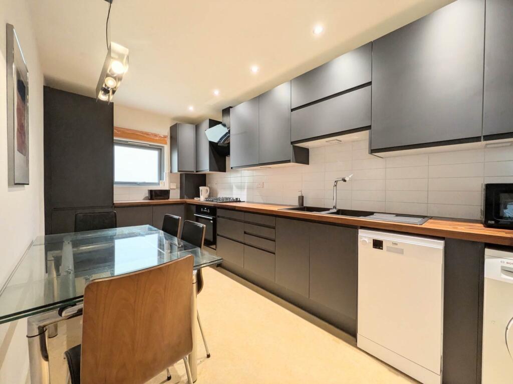 Main image of property: Kinglet Close, Forest Gate, E7 9HF
