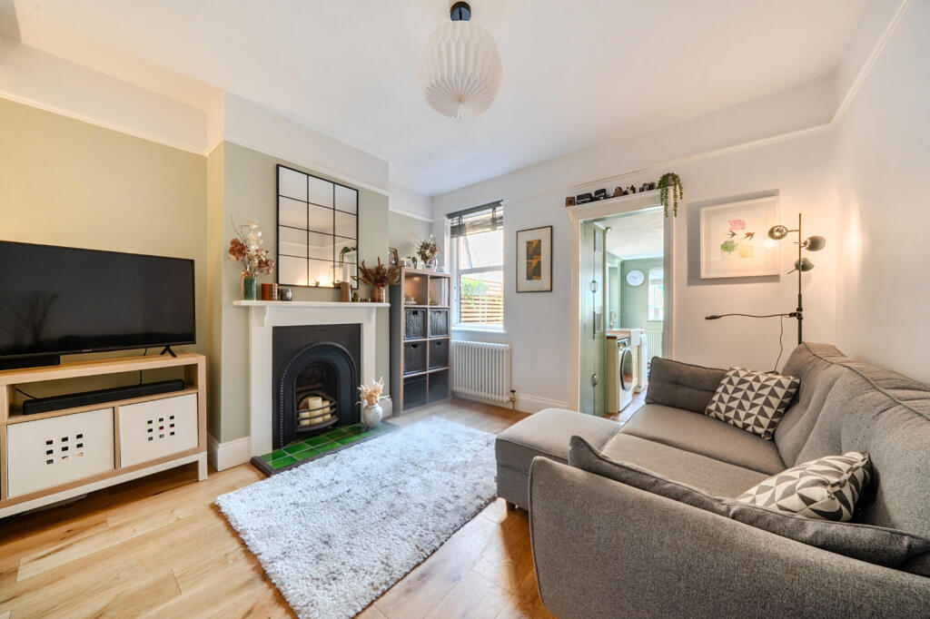 House in Dacorum, Apsley - View 4