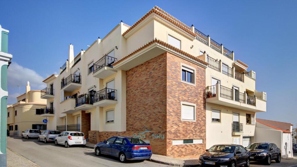 Main image of property: Algarve, Lagoa