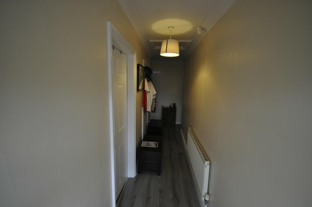 Thames Close, Pensnett, DY5 photo 4