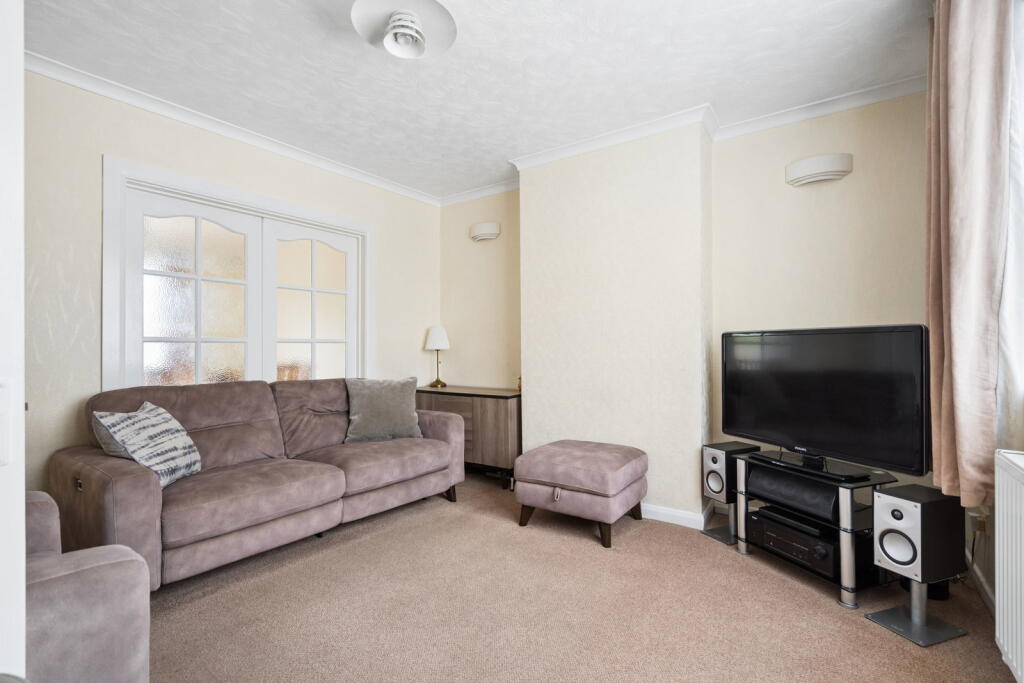 House in Harrow - View 3
