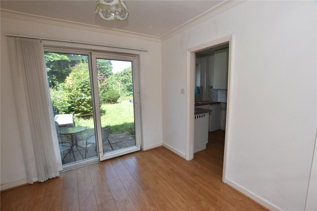 Parkwood Road, Leeds, West Yorkshire photo 3
