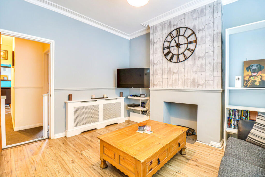 Apartment in Southend-on-Sea, Milton, Prittlewell - View 3