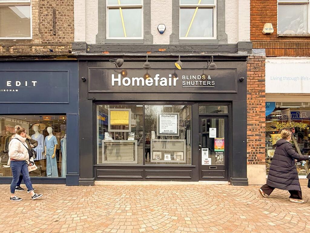 Main image of property: 71 George Street, Altrincham, WA14 1RN