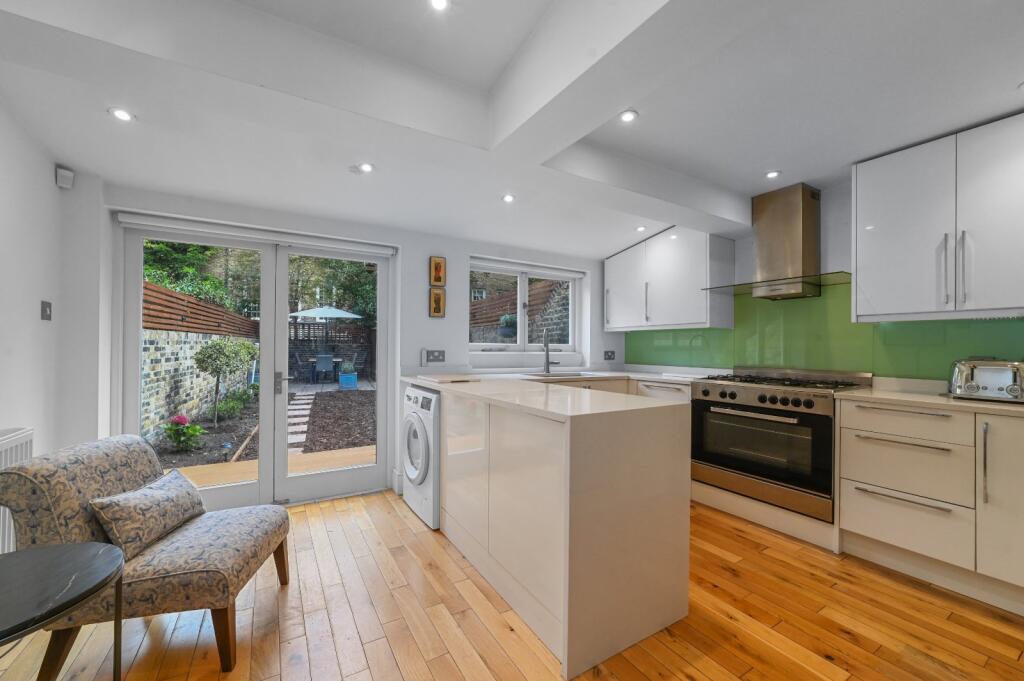 House in London, Greenwich Town Centre, East Greenwich - View 3