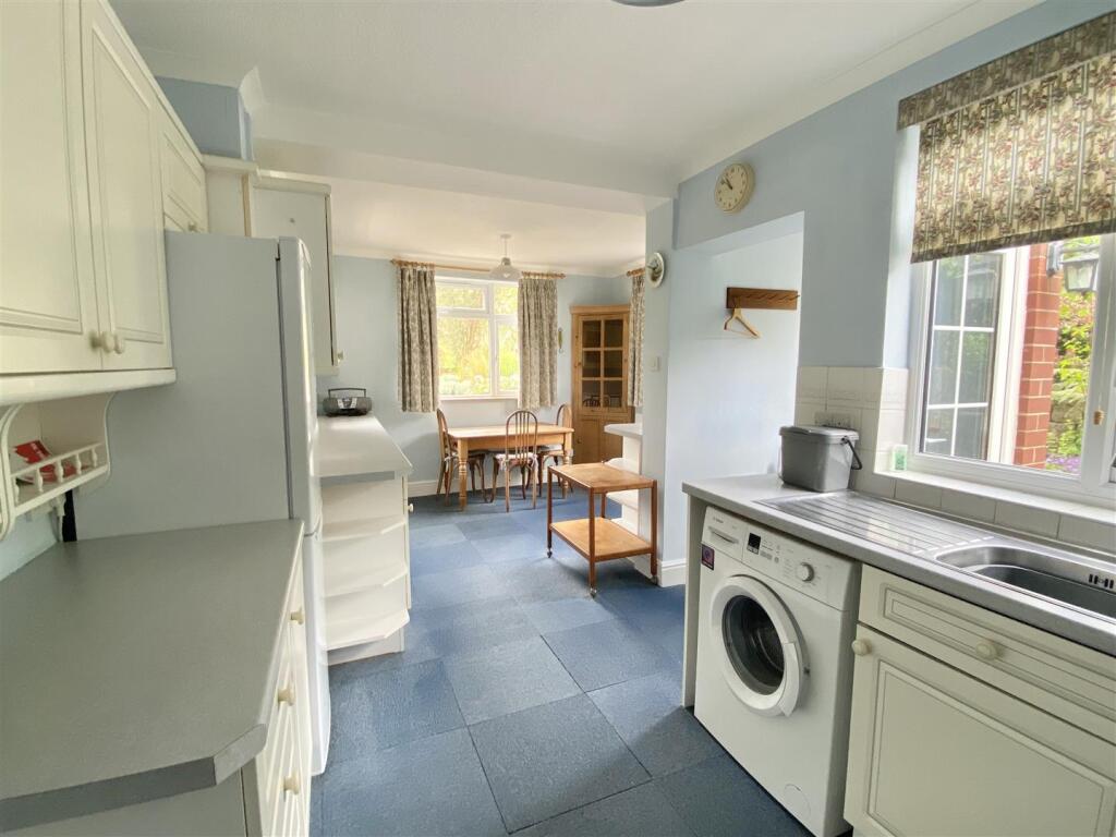 Ilston, 6 Canonvale, Shrewsbury, SY3 9AP photo 4