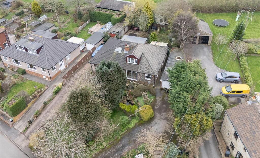 Main image of property: 310, Thornhills Lane, Clifton, HD6 4JQ
