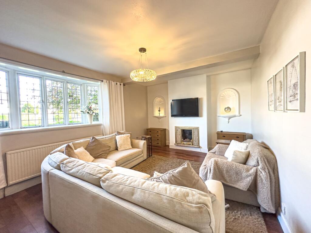 House in New Ferry, Bromborough Pool - View 2