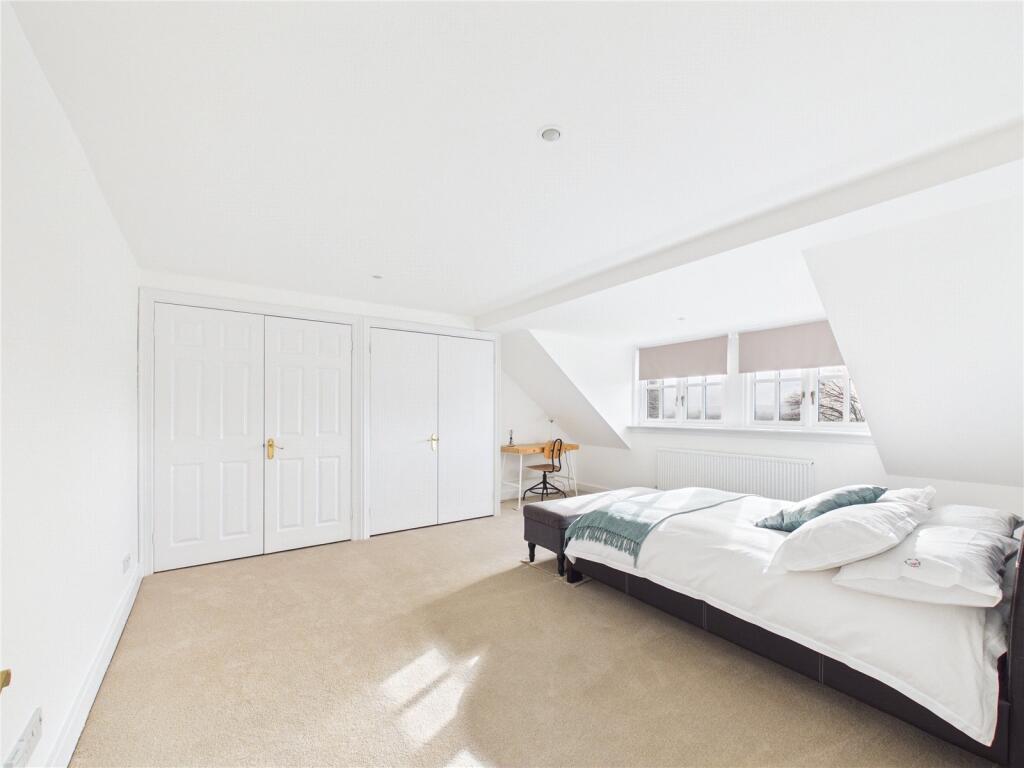 Main image of property: Barkleys Hill, Stapleton, Bristol, BS16