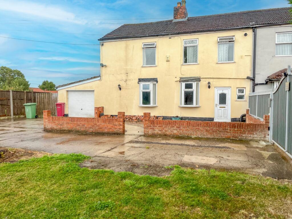 Main image of property: Mount Pleasant, Marsh Lane, New Holland, North Lincolnshire, DN19