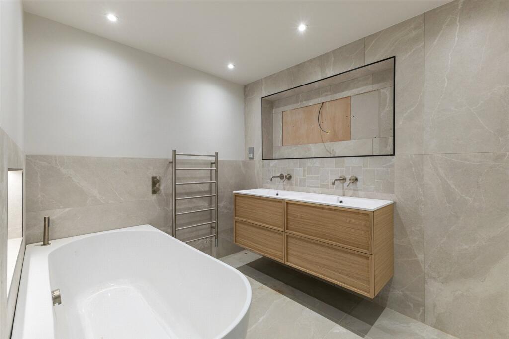 Additional image 8 of 4, The Villa - Avondale, High Street, Batheaston, Bath, BA1