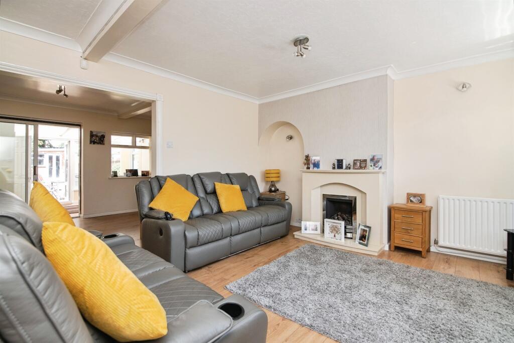 House in Birmingham, Perry Beeches - View 2