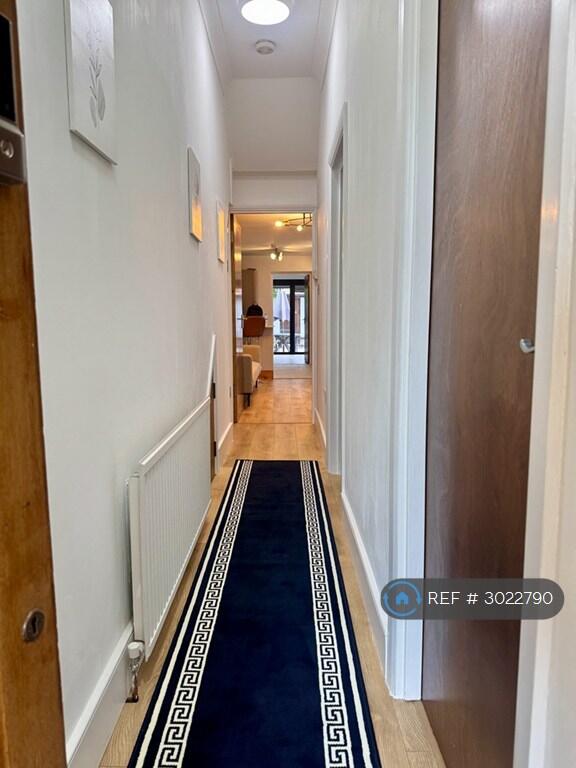 Apartment in London, Noel Park, West Green - View 5