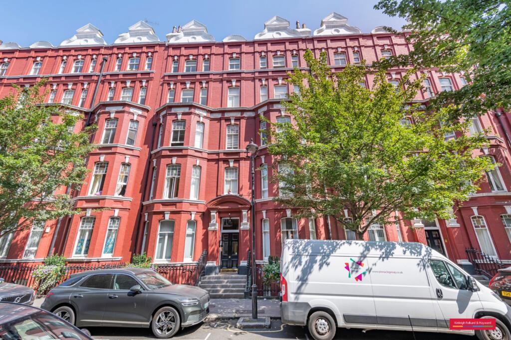 Apartment in London, City of Westminster - More