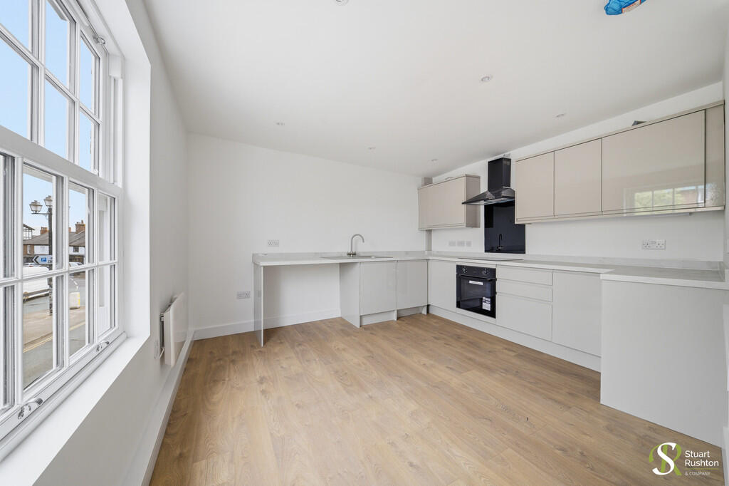 Apartment in Warrington - More