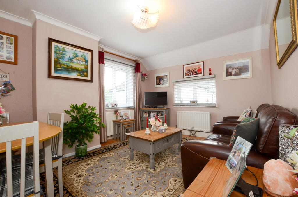 Apartment in Watford - View 3