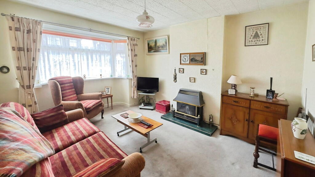 House in Broxtowe, Eastwood - View 5
