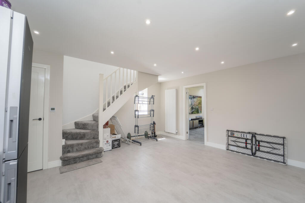 Lundie Close, Derby photo 3