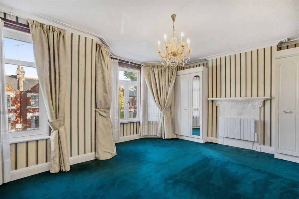 House in London - View 4