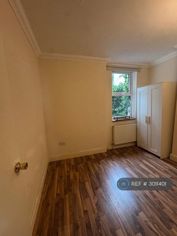 Apartment in Cardiff - More