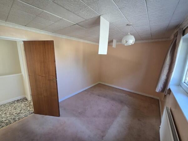 House in Doncaster - View 4