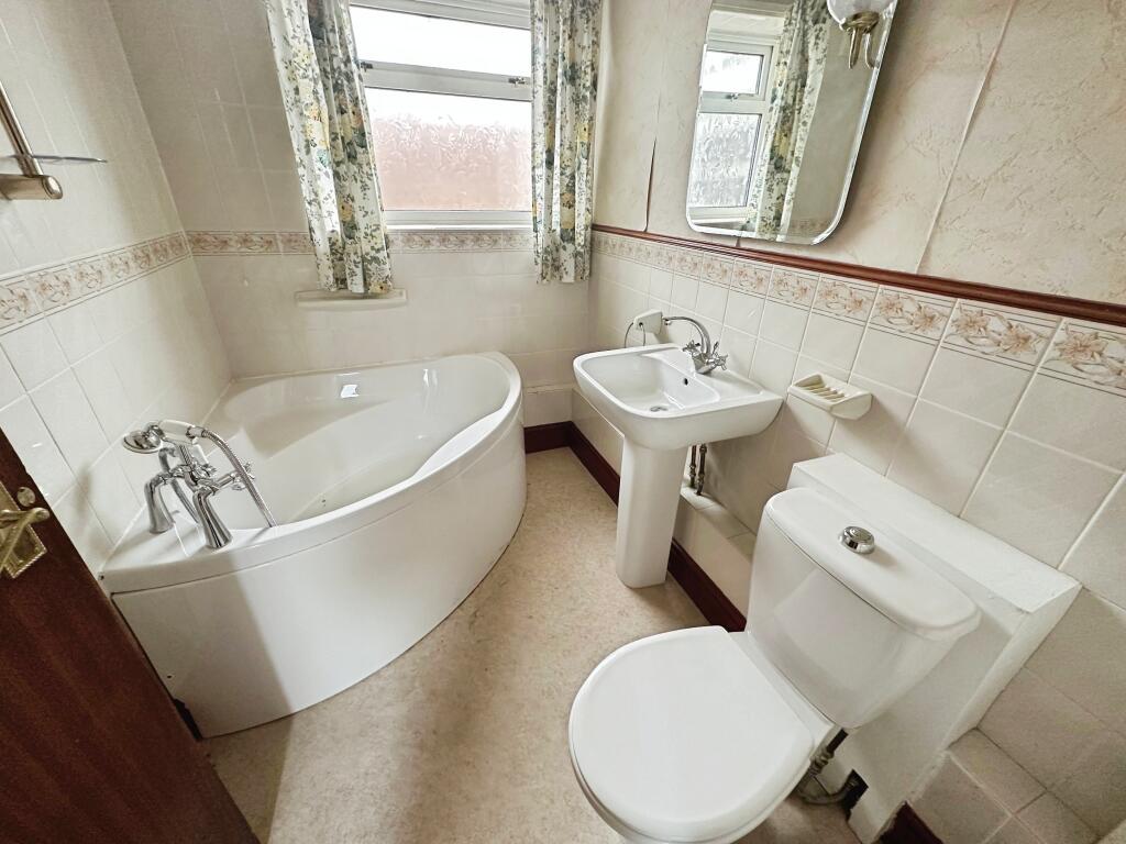 House in Stoke-on-Trent - View 5