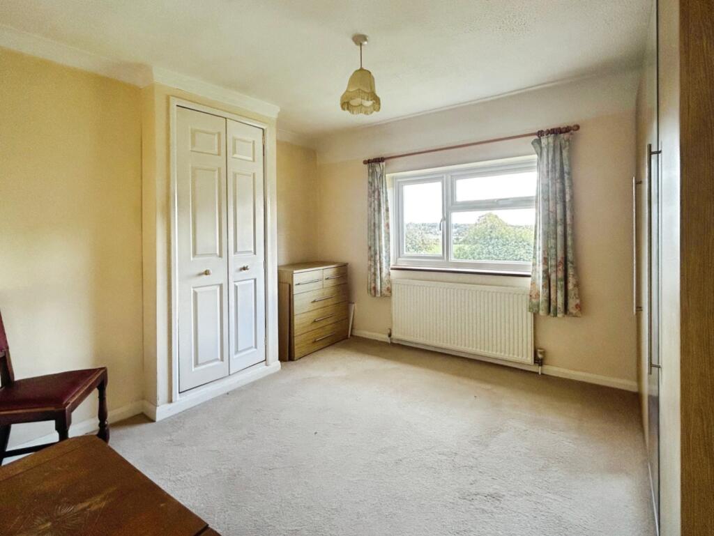 House in Tonbridge - More
